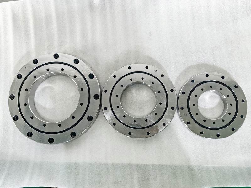 高精度交叉滾子軸承